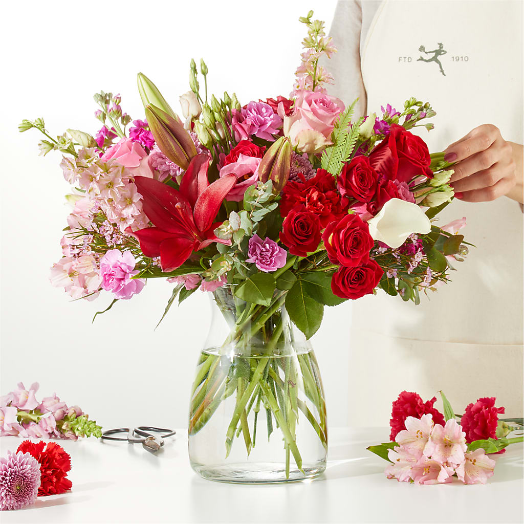 Together Forever - A Florist Original – SWEET CREATIONS BROOKFIELD FLWRS & BLLNS, Brookfield IL