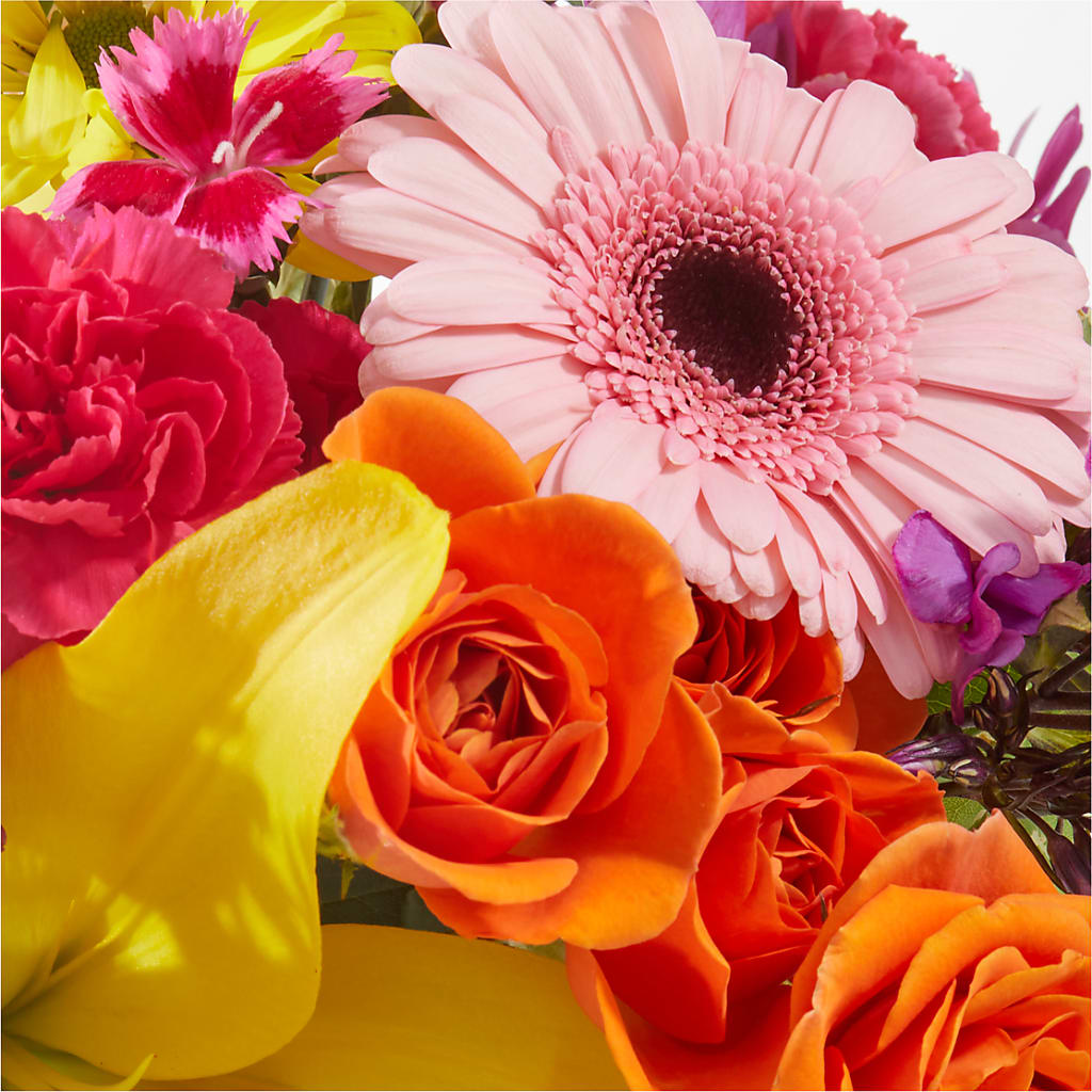 You're Invited - A Florist Original – SWEET CREATIONS BROOKFIELD FLWRS & BLLNS, Brookfield IL