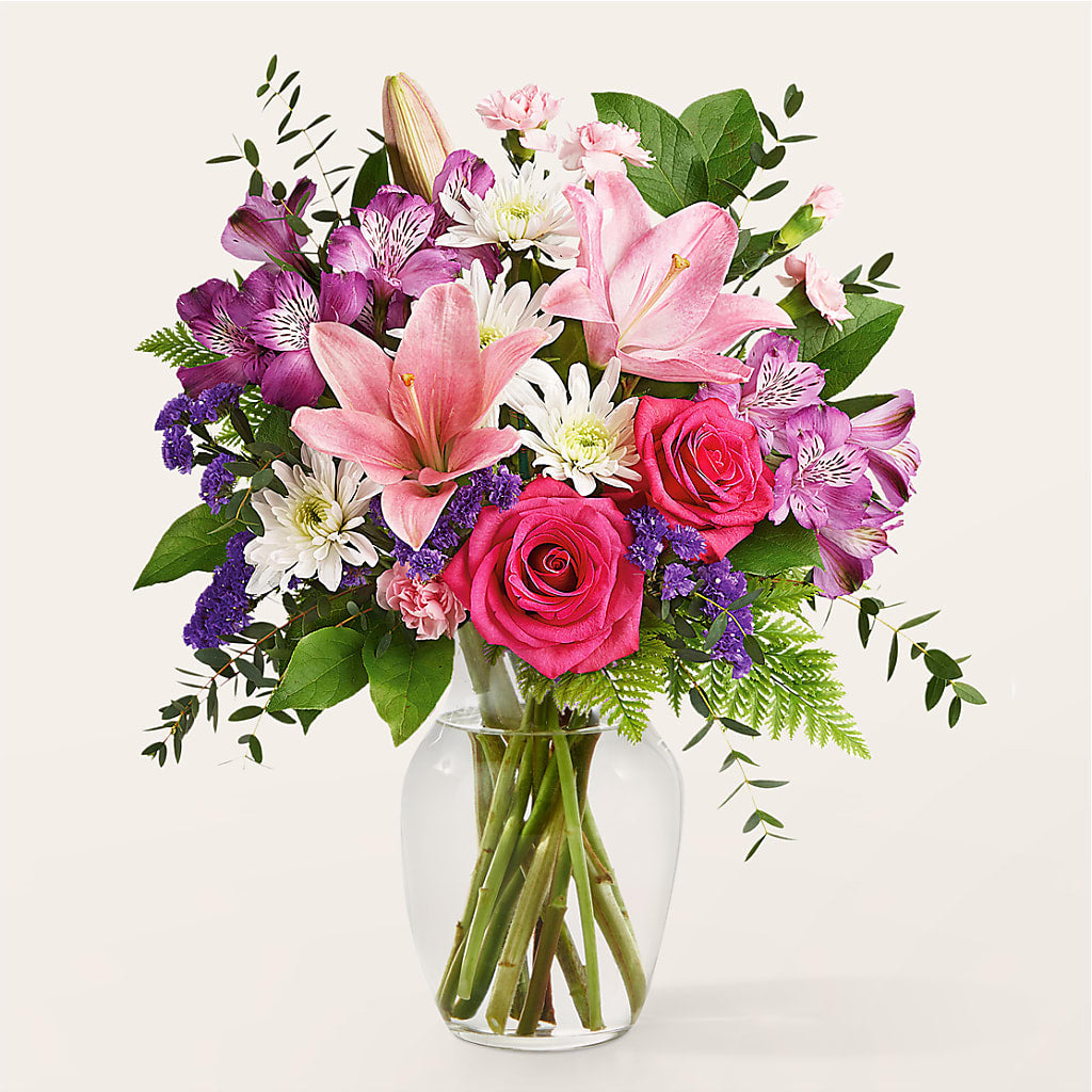 Lace & Pearls Bouquet – SWEET CREATIONS BROOKFIELD FLWRS & BLLNS, Brookfield IL