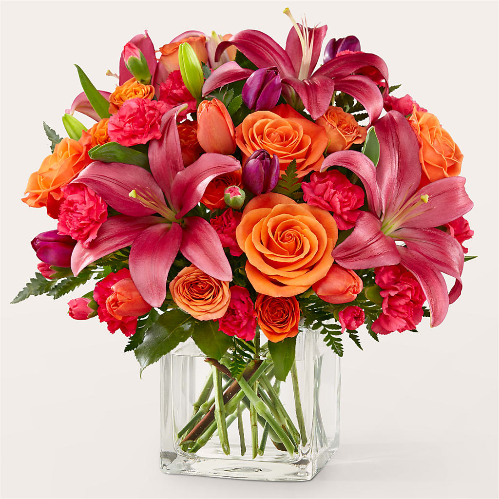 Lucky Lily Bouquet – SWEET CREATIONS BROOKFIELD FLWRS & BLLNS, Brookfield IL