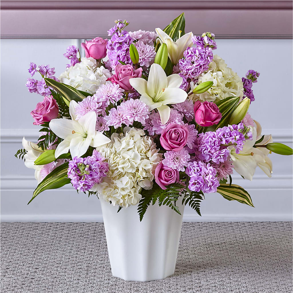 Heaven Sent Floor Basket – SWEET CREATIONS BROOKFIELD FLWRS & BLLNS, Brookfield IL