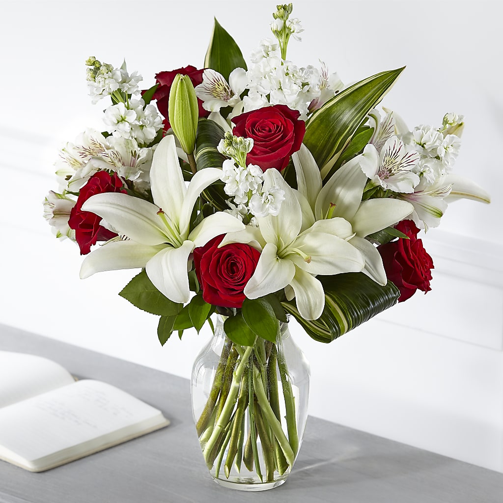 Loving Respect Bouquet – SWEET CREATIONS BROOKFIELD FLWRS & BLLNS, Brookfield IL
