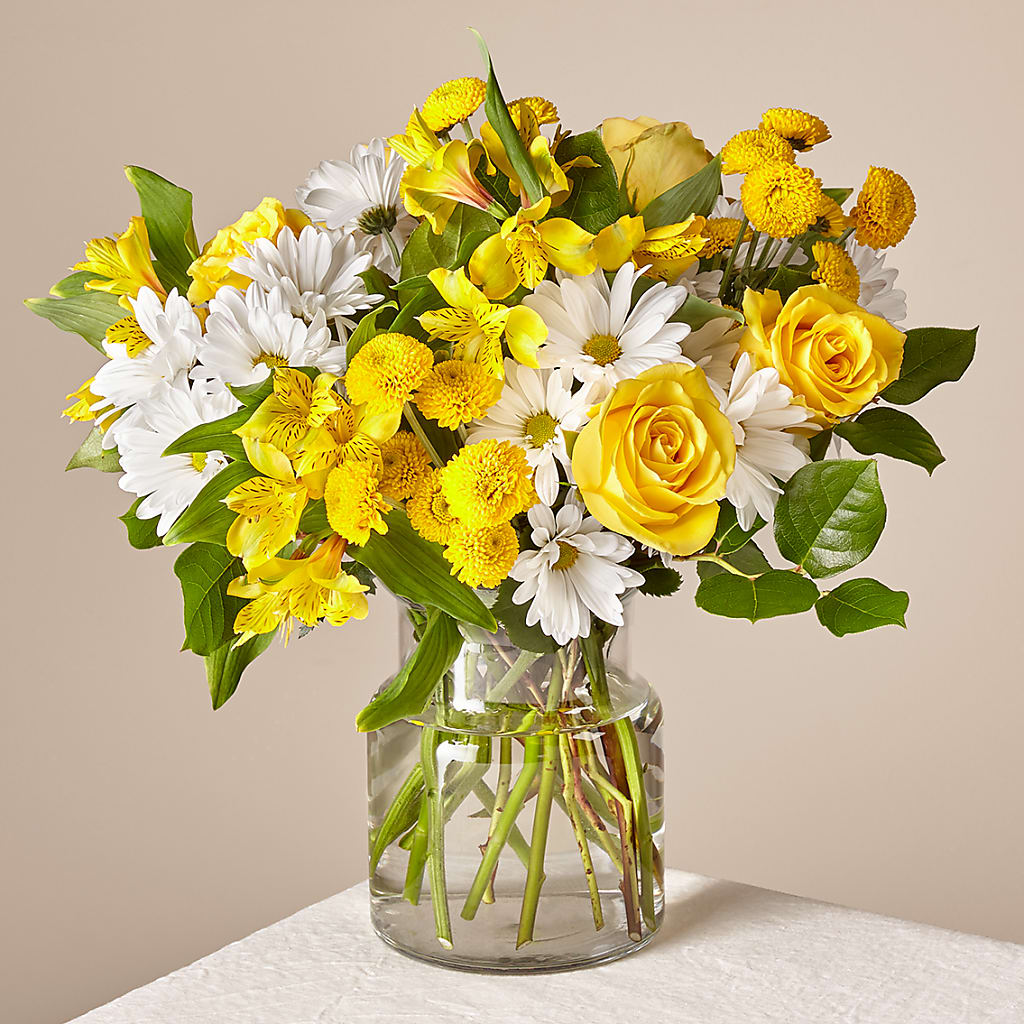 Sunny Sentiments Bouquet – SWEET CREATIONS BROOKFIELD FLWRS & BLLNS, Brookfield IL