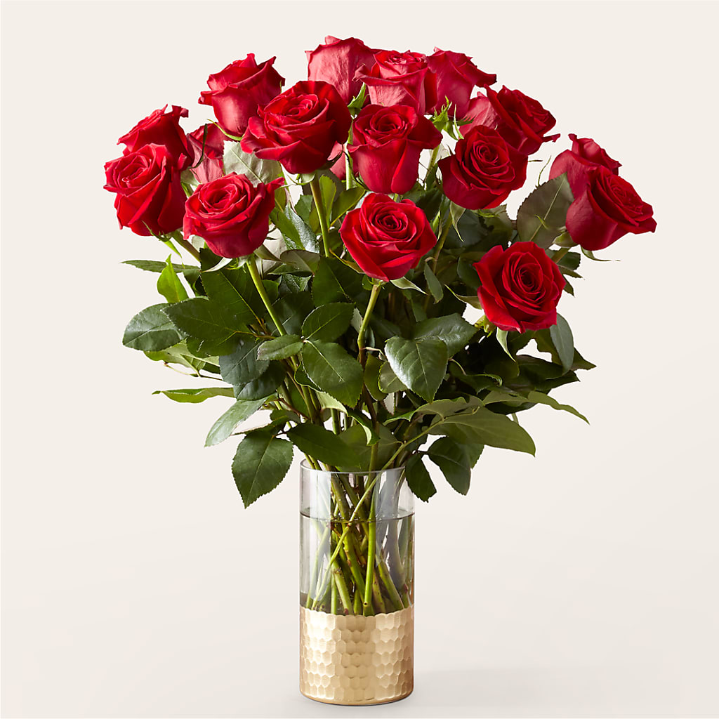 Classic Love Red Rose Bouquet – SWEET CREATIONS BROOKFIELD FLWRS & BLLNS, Brookfield IL