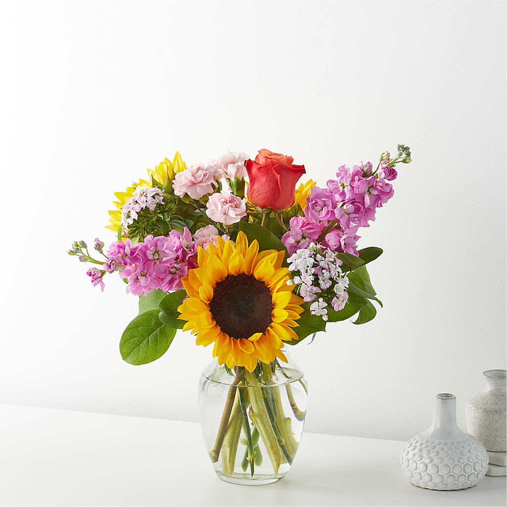 Yellow Brick Road Bouquet – SWEET CREATIONS BROOKFIELD FLWRS & BLLNS, Brookfield IL