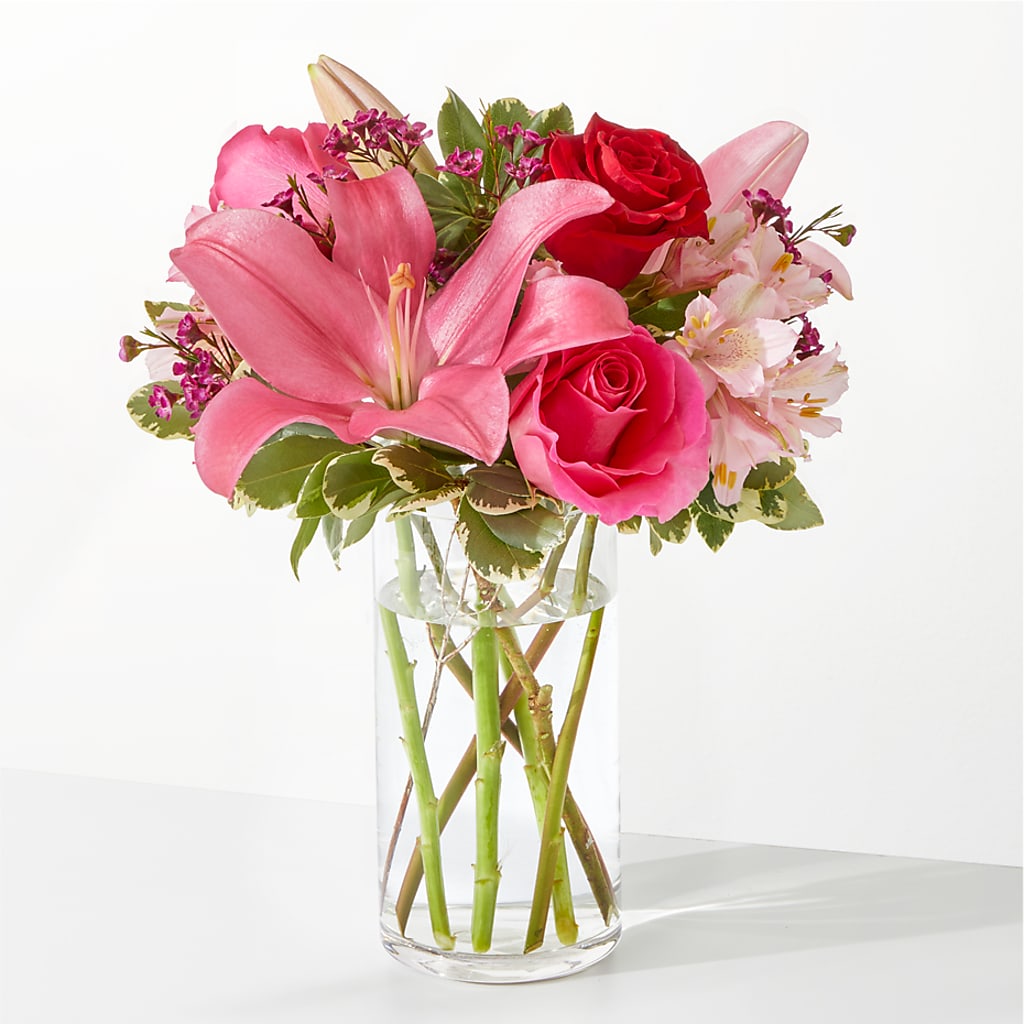 Lucky in Love Bouquet – SWEET CREATIONS BROOKFIELD FLWRS & BLLNS, Brookfield IL