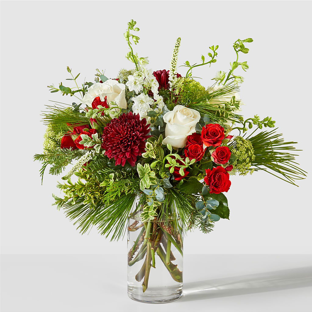 Favorite Traditions Bouquet – SWEET CREATIONS BROOKFIELD FLWRS & BLLNS, Brookfield IL