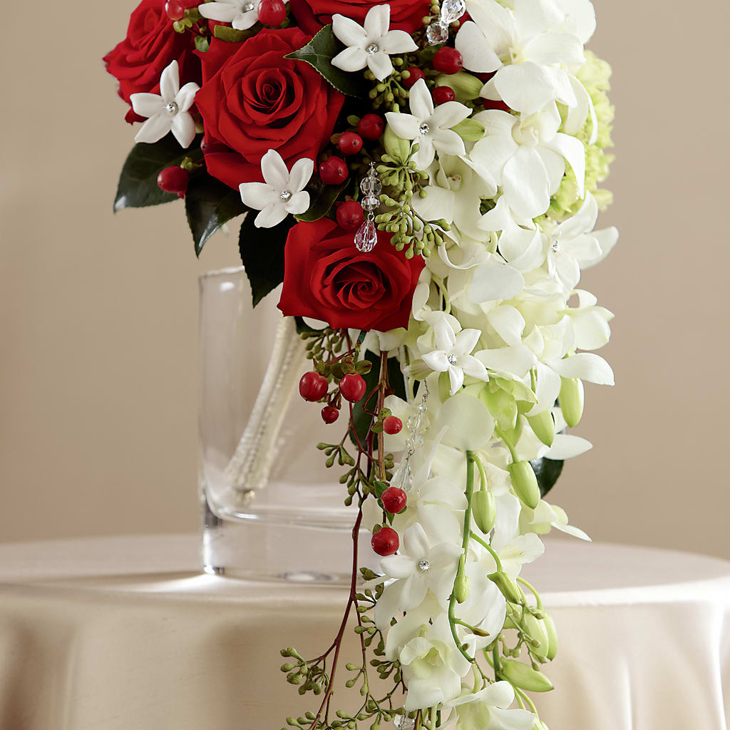 Here Comes the Bride Bouquet – SWEET CREATIONS BROOKFIELD FLWRS & BLLNS, Brookfield IL
