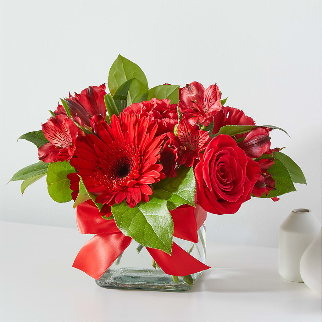 Red Hot Bouquet – SWEET CREATIONS BROOKFIELD FLWRS & BLLNS, Brookfield IL