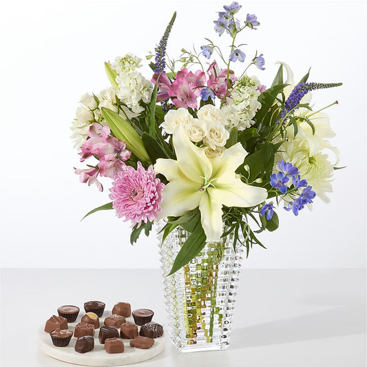 Winter Celebration Bouquet – SWEET CREATIONS BROOKFIELD FLWRS & BLLNS, Brookfield IL