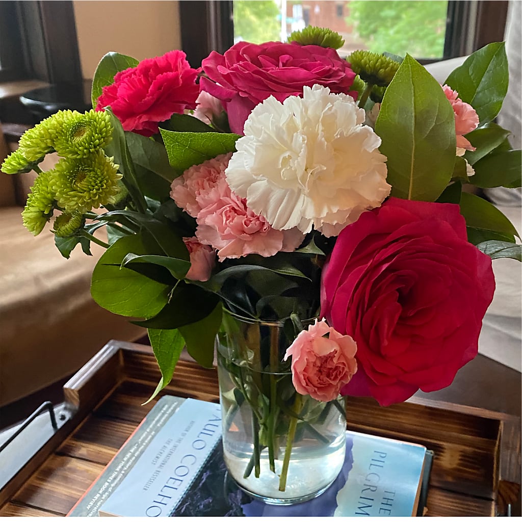 Sweet & Pretty Bouquet – SWEET CREATIONS BROOKFIELD FLWRS & BLLNS, Brookfield IL