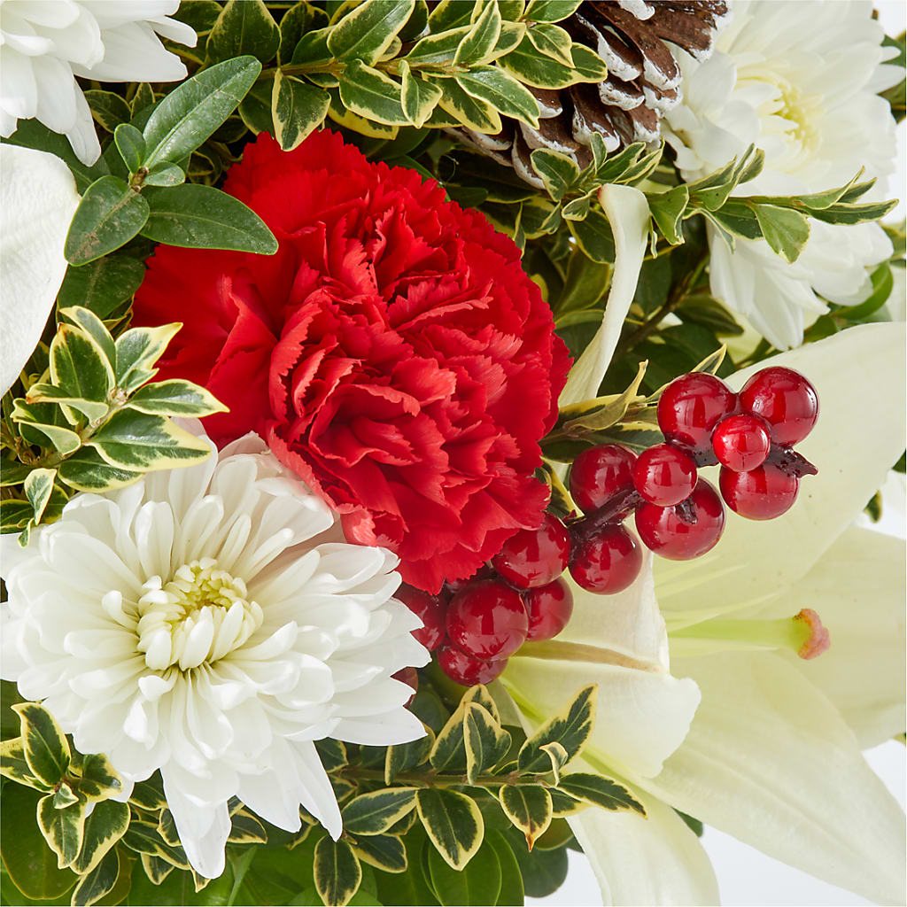 Festive Moments Tree – SWEET CREATIONS BROOKFIELD FLWRS & BLLNS, Brookfield IL