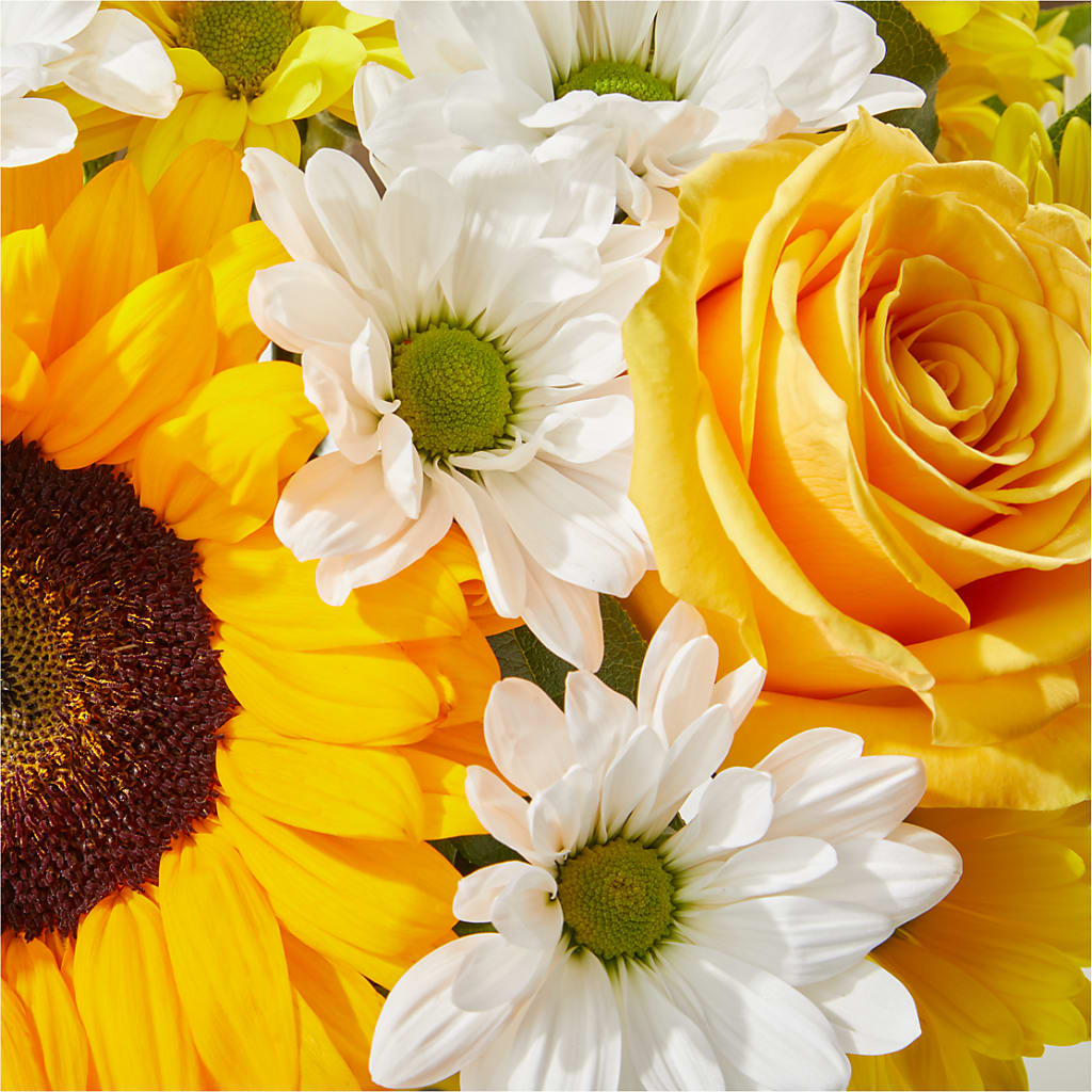 Be Happy Bouquet – SWEET CREATIONS BROOKFIELD FLWRS & BLLNS, Brookfield IL