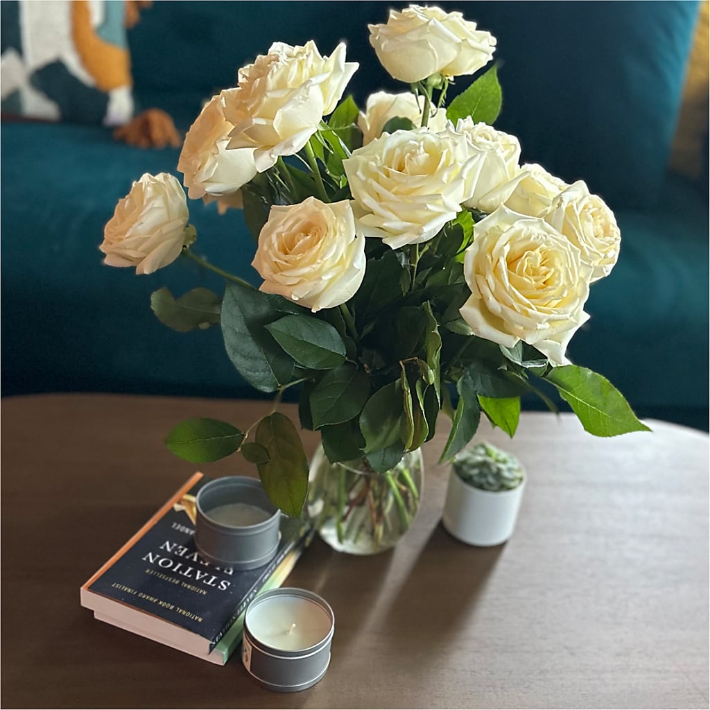 Long Stem Yellow Rose Bouquet – SWEET CREATIONS BROOKFIELD FLWRS & BLLNS, Brookfield IL