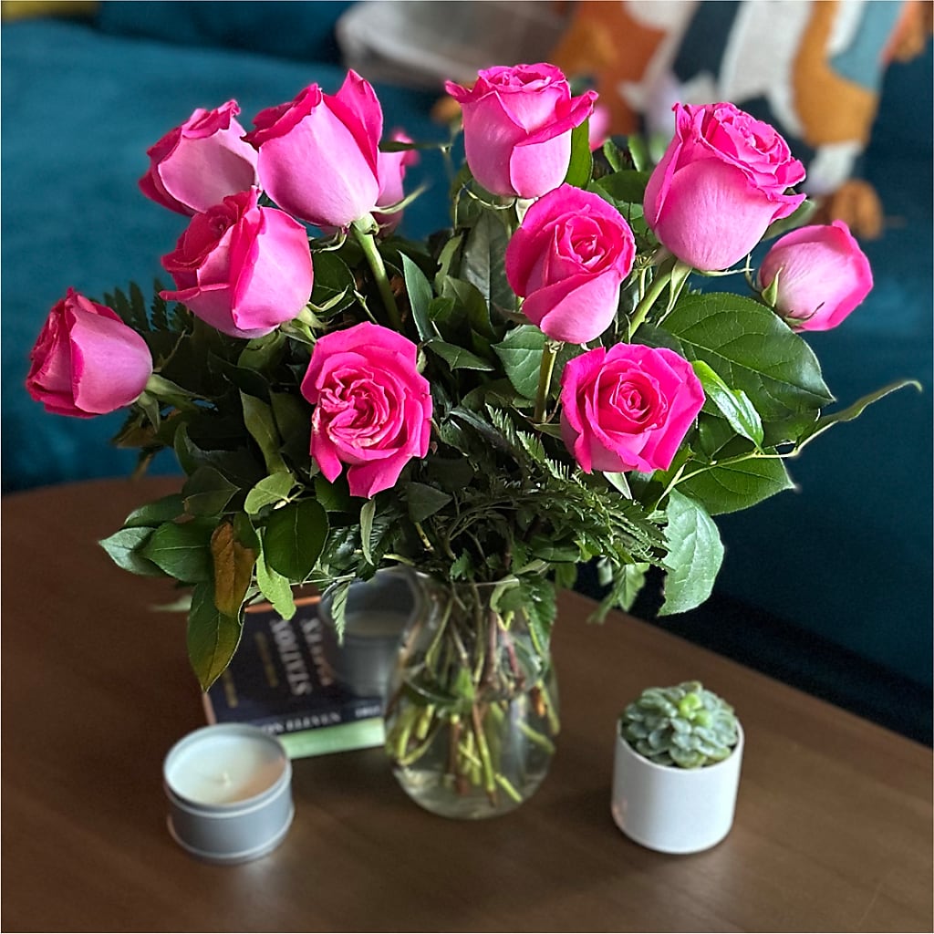 Long Stem Pink Rose Bouquet – SWEET CREATIONS BROOKFIELD FLWRS & BLLNS, Brookfield IL