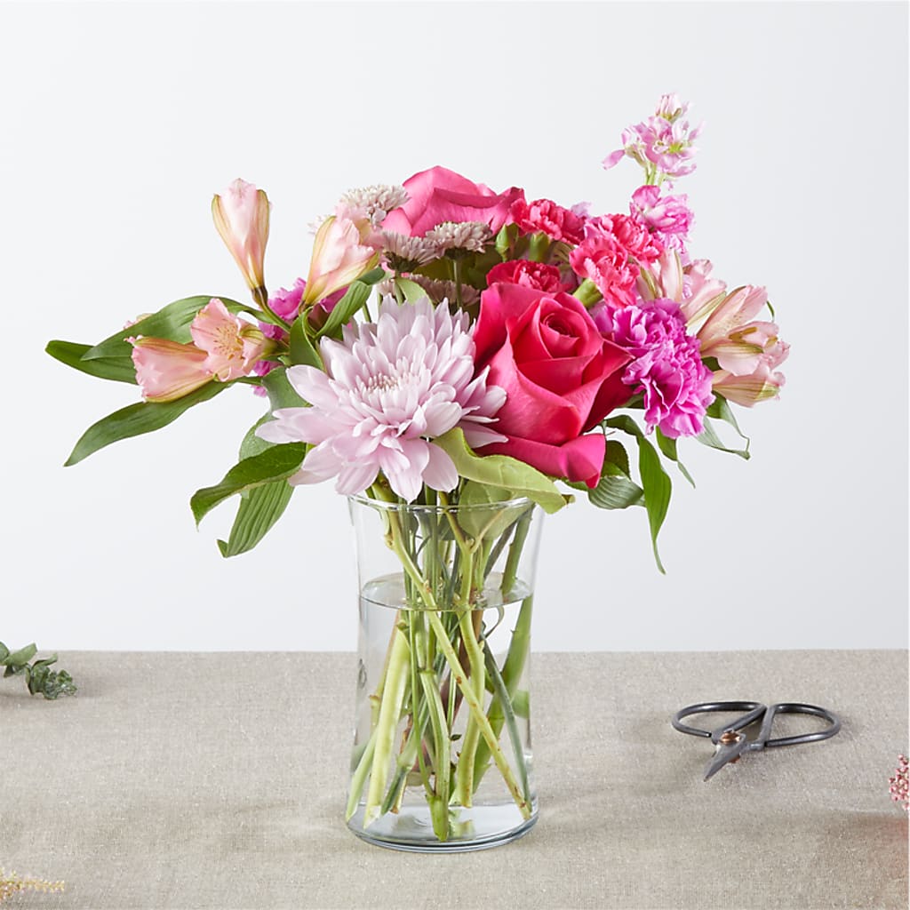 Pink Ribbon - A Florist Original – SWEET CREATIONS BROOKFIELD FLWRS & BLLNS, Brookfield IL