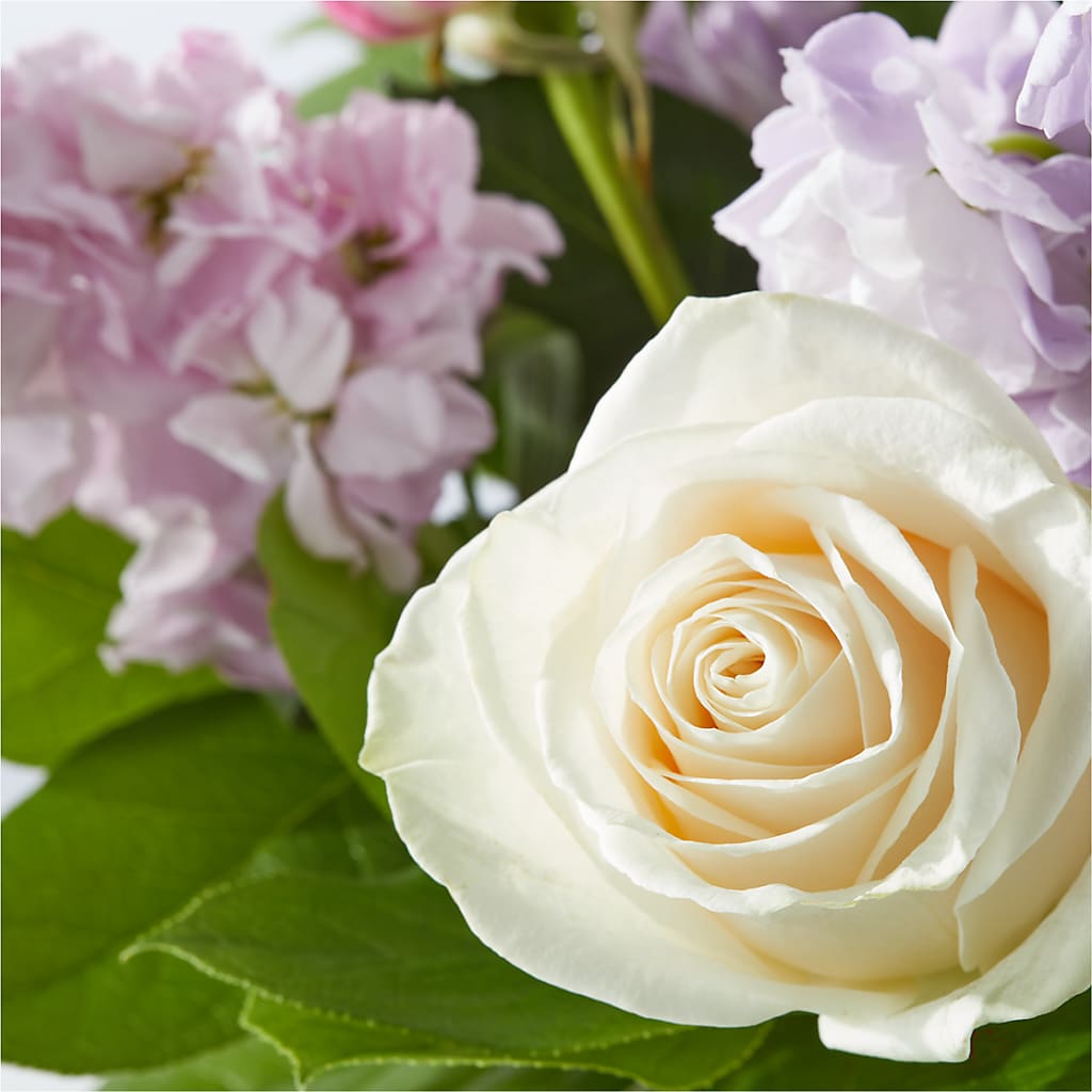Springtime Spritz Bouquet – SWEET CREATIONS BROOKFIELD FLWRS & BLLNS, Brookfield IL