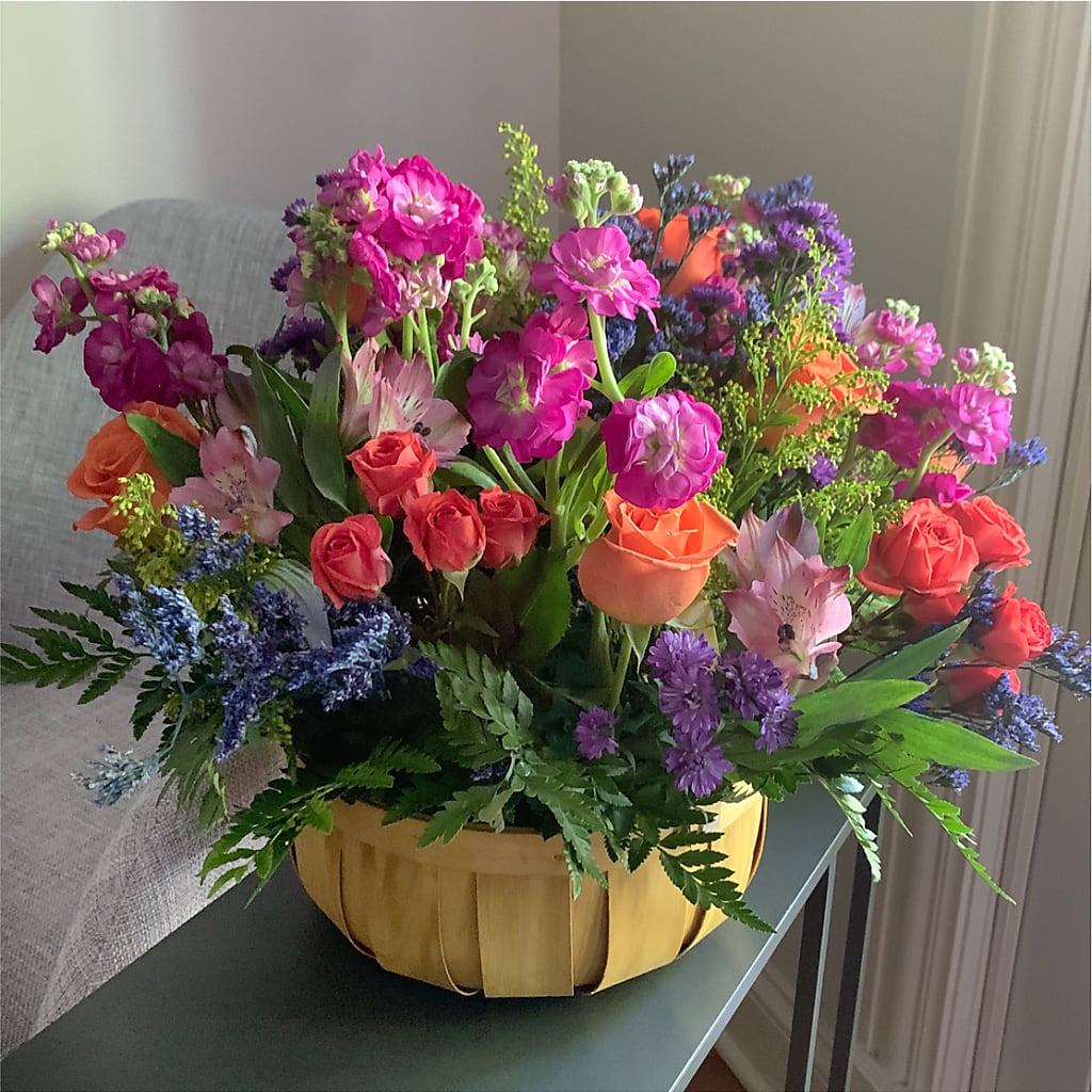 Garden of Life Basket – SWEET CREATIONS BROOKFIELD FLWRS & BLLNS, Brookfield IL
