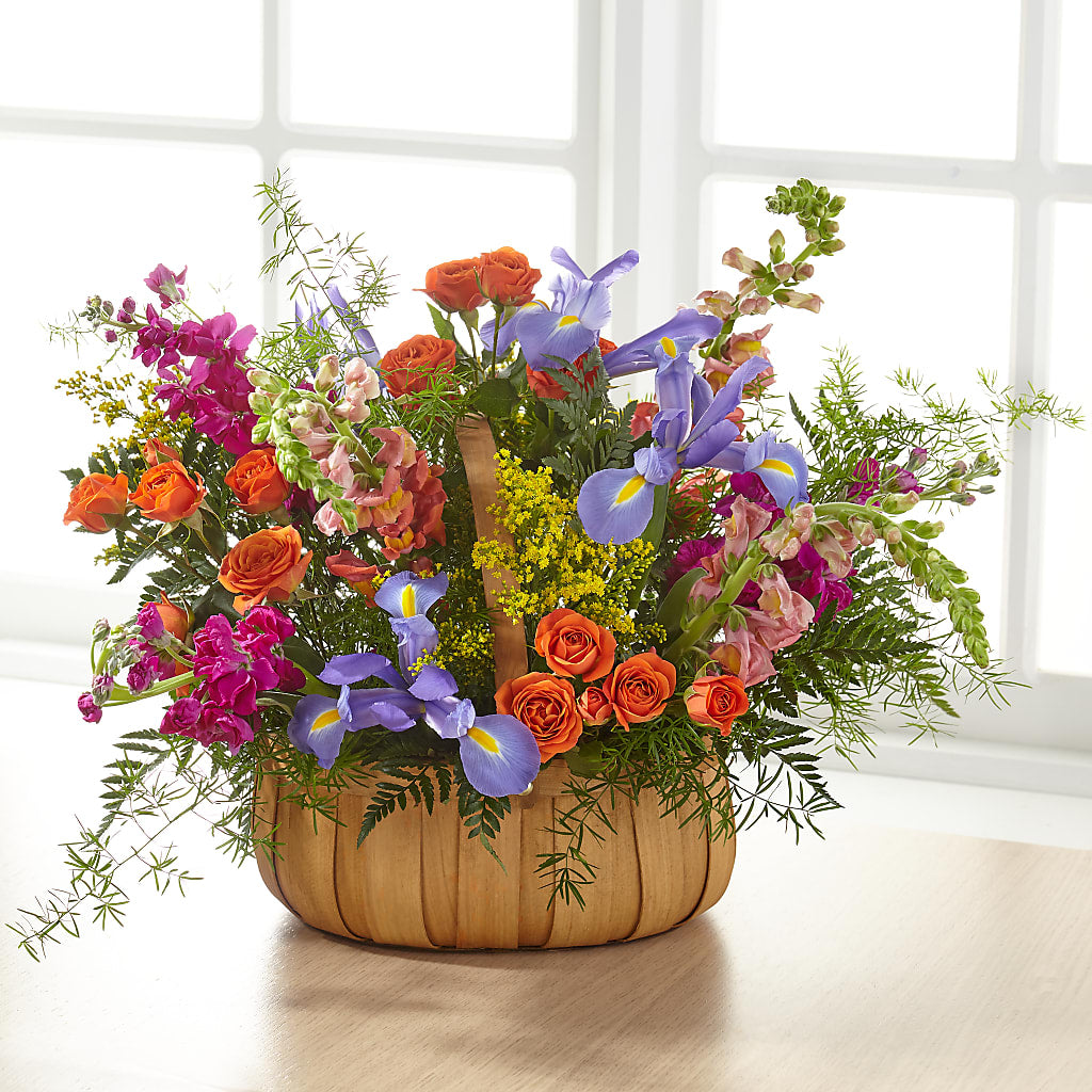 Garden of Life Basket – SWEET CREATIONS BROOKFIELD FLWRS & BLLNS, Brookfield IL
