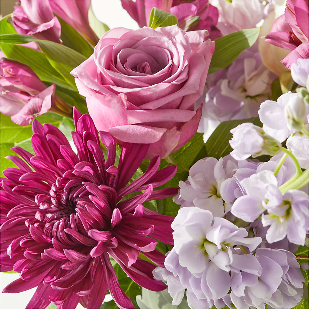 Amethyst Dreams Bouquet – SWEET CREATIONS BROOKFIELD FLWRS & BLLNS, Brookfield IL