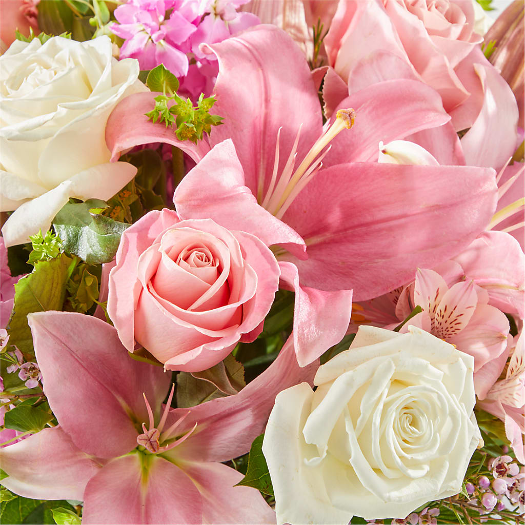 Ethereal Beauty Bouquet – SWEET CREATIONS BROOKFIELD FLWRS & BLLNS, Brookfield IL