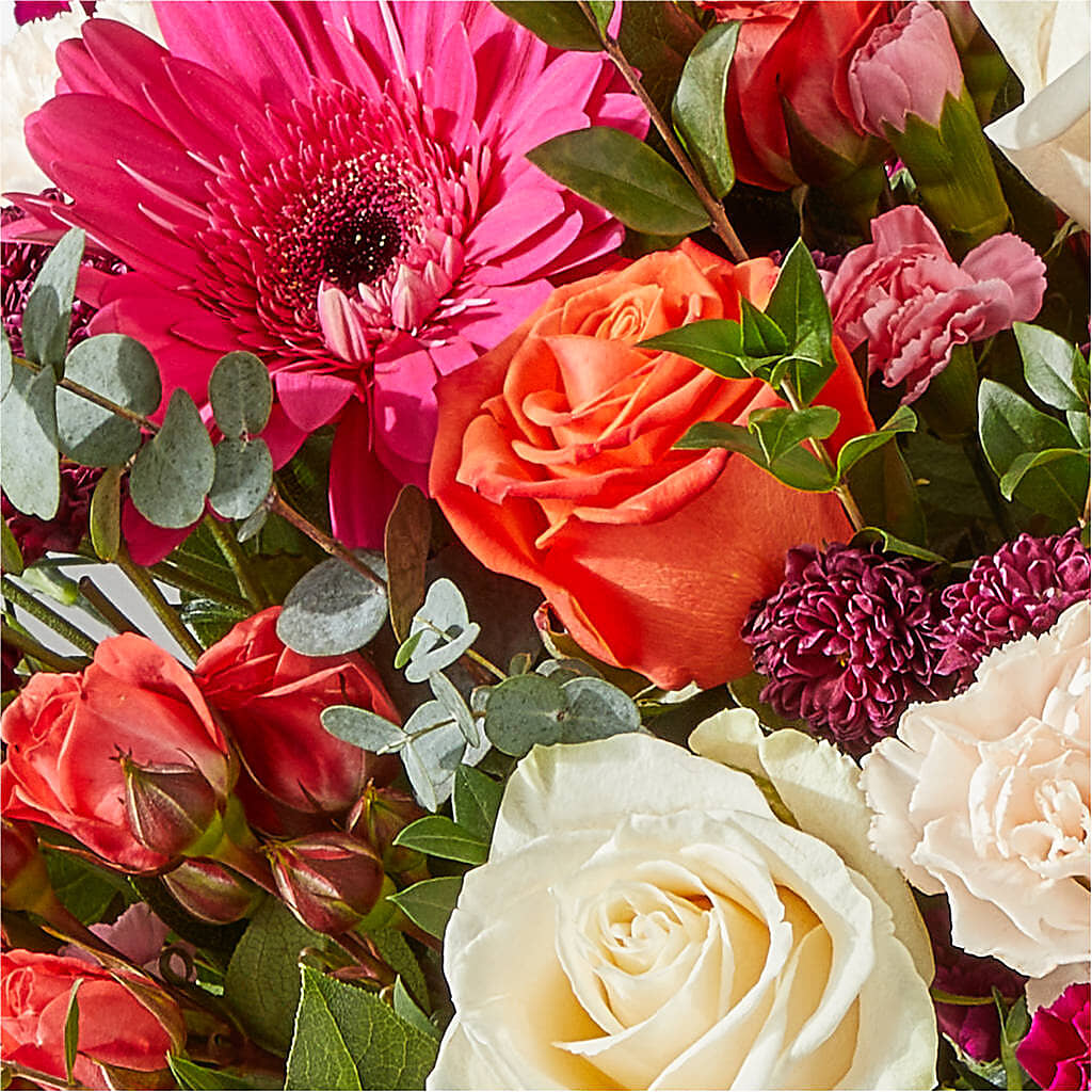 Smell the Roses Bouquet – SWEET CREATIONS BROOKFIELD FLWRS & BLLNS, Brookfield IL