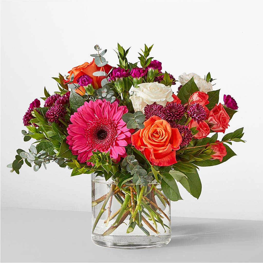 Smell the Roses Bouquet – SWEET CREATIONS BROOKFIELD FLWRS & BLLNS, Brookfield IL
