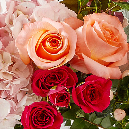 Glitz & Glam Bouquet – SWEET CREATIONS BROOKFIELD FLWRS & BLLNS, Brookfield IL
