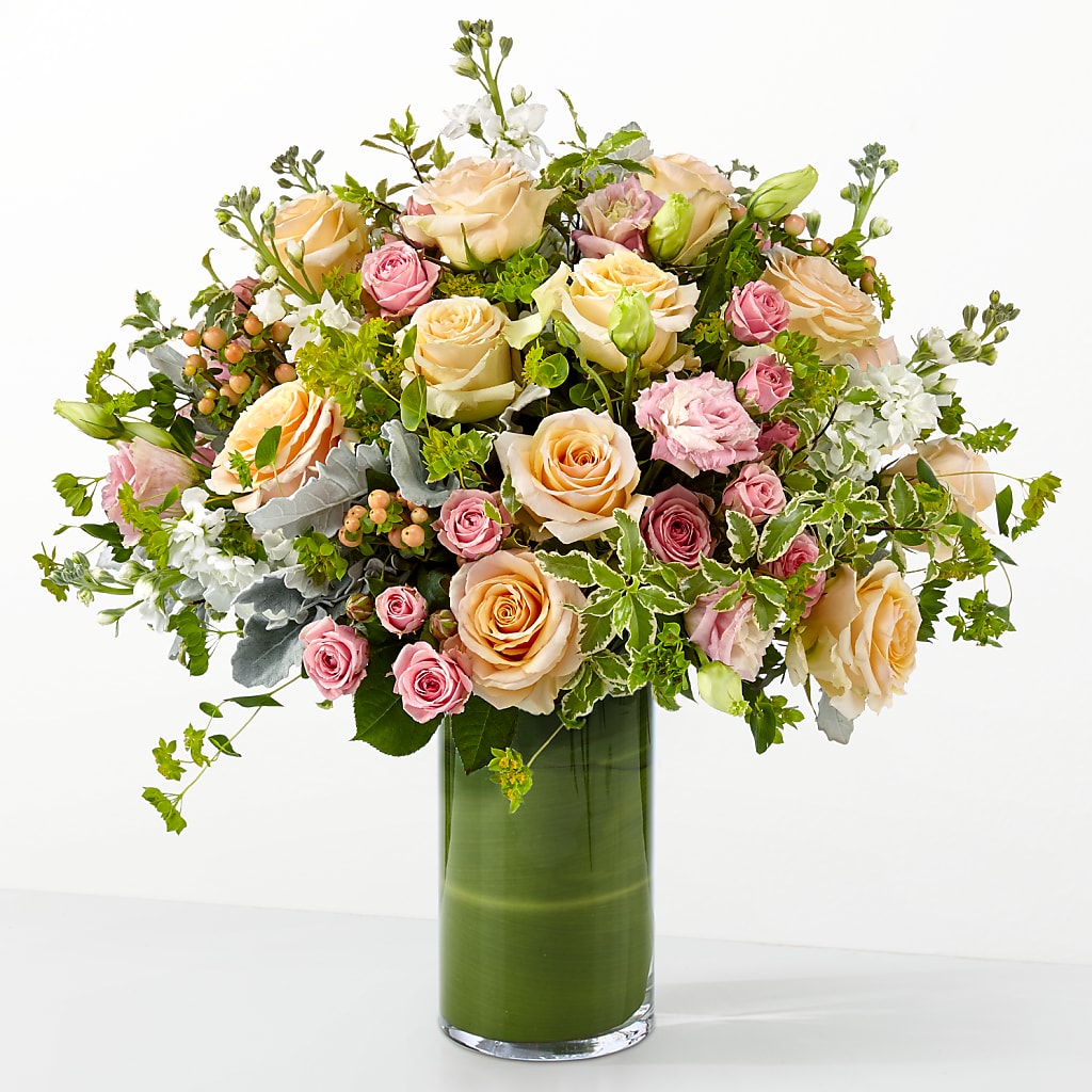 The Glamour Shot – SWEET CREATIONS BROOKFIELD FLWRS & BLLNS, Brookfield IL