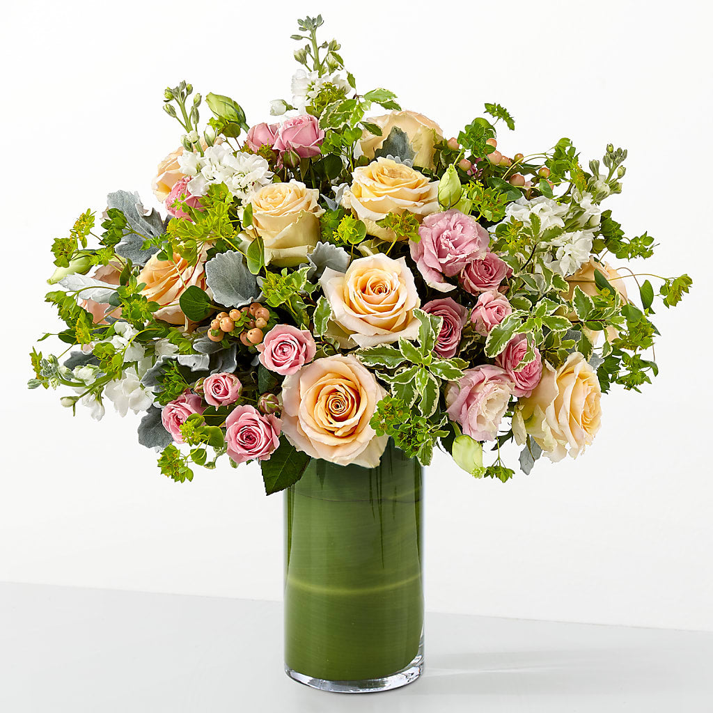 The Glamour Shot – SWEET CREATIONS BROOKFIELD FLWRS & BLLNS, Brookfield IL