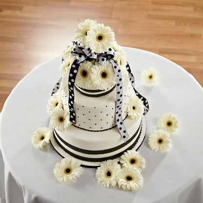 Simple Sophistication Cake Décor – SWEET CREATIONS BROOKFIELD FLWRS & BLLNS, Brookfield IL