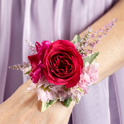Rose Charm Corsage – SWEET CREATIONS BROOKFIELD FLWRS & BLLNS, Brookfield IL